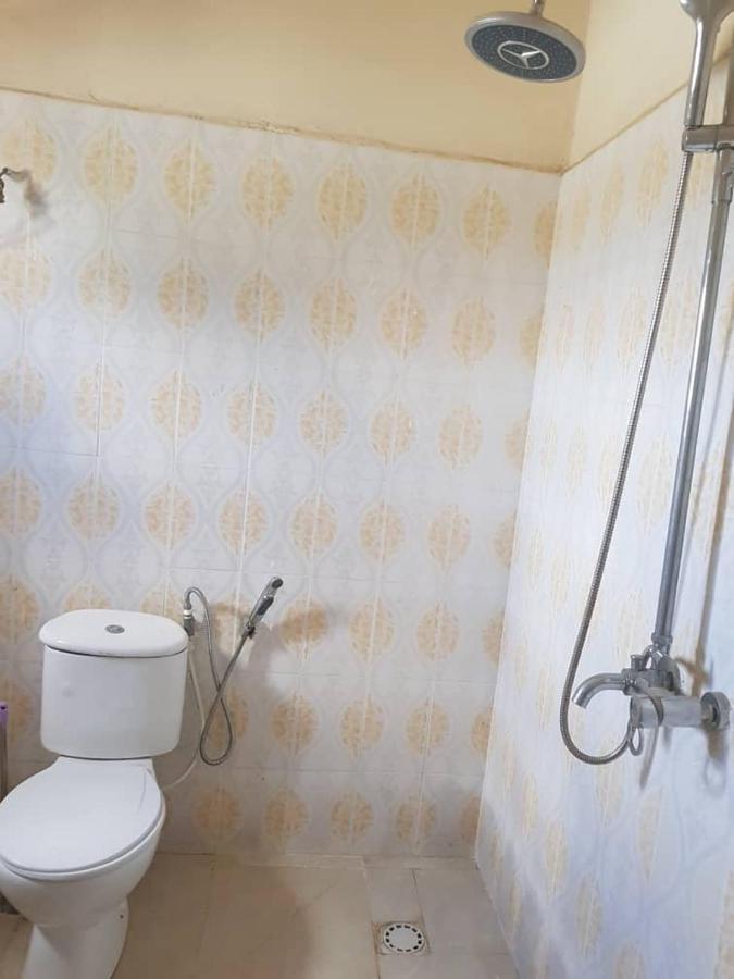 Touray Guest House Old Yundum Kültér fotó